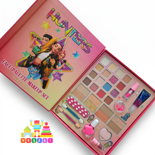 Set sa šminkom – Rumi, Mira i Zoi 💜✨